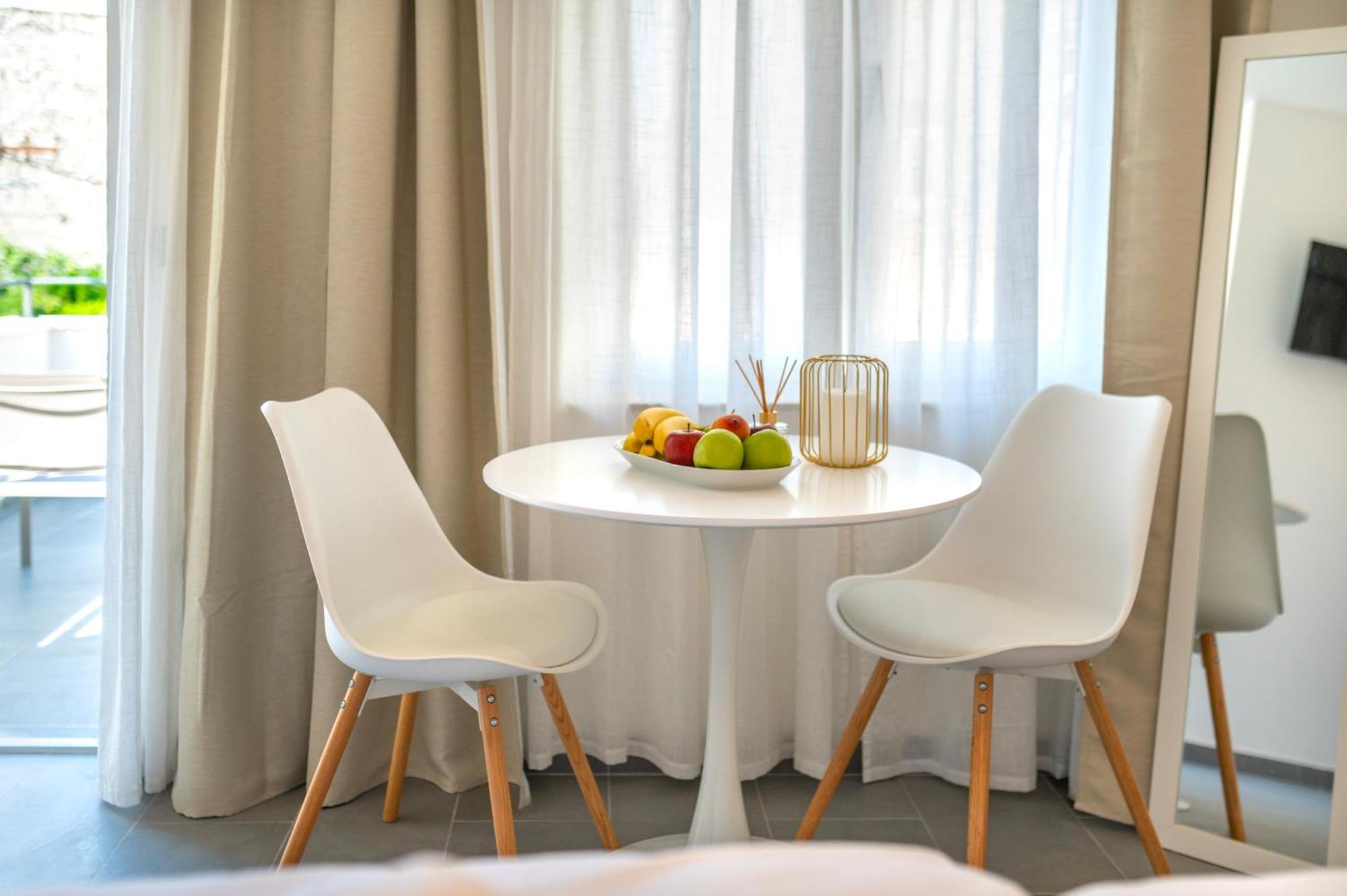 City Break Studio Apartments 希贝尼克 外观 照片